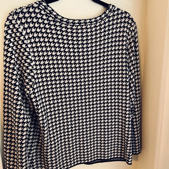 Jacket - Picture 3 of 3